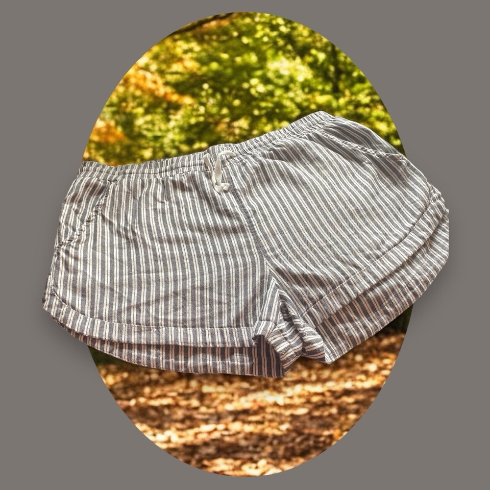 Billabong Gray and White Striped Shorts